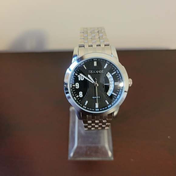New Men's Black Quartz Skone watch - Picture 1 of 3